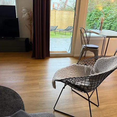 Ferienhaeuschen Moewenschiss, 500m Zum Holiday home